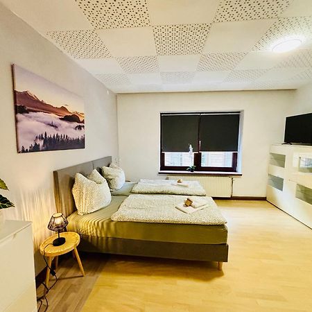 Harmony - Ganzes Appartement 3 Schlafzimmer City Meiningen Eksteriør billede